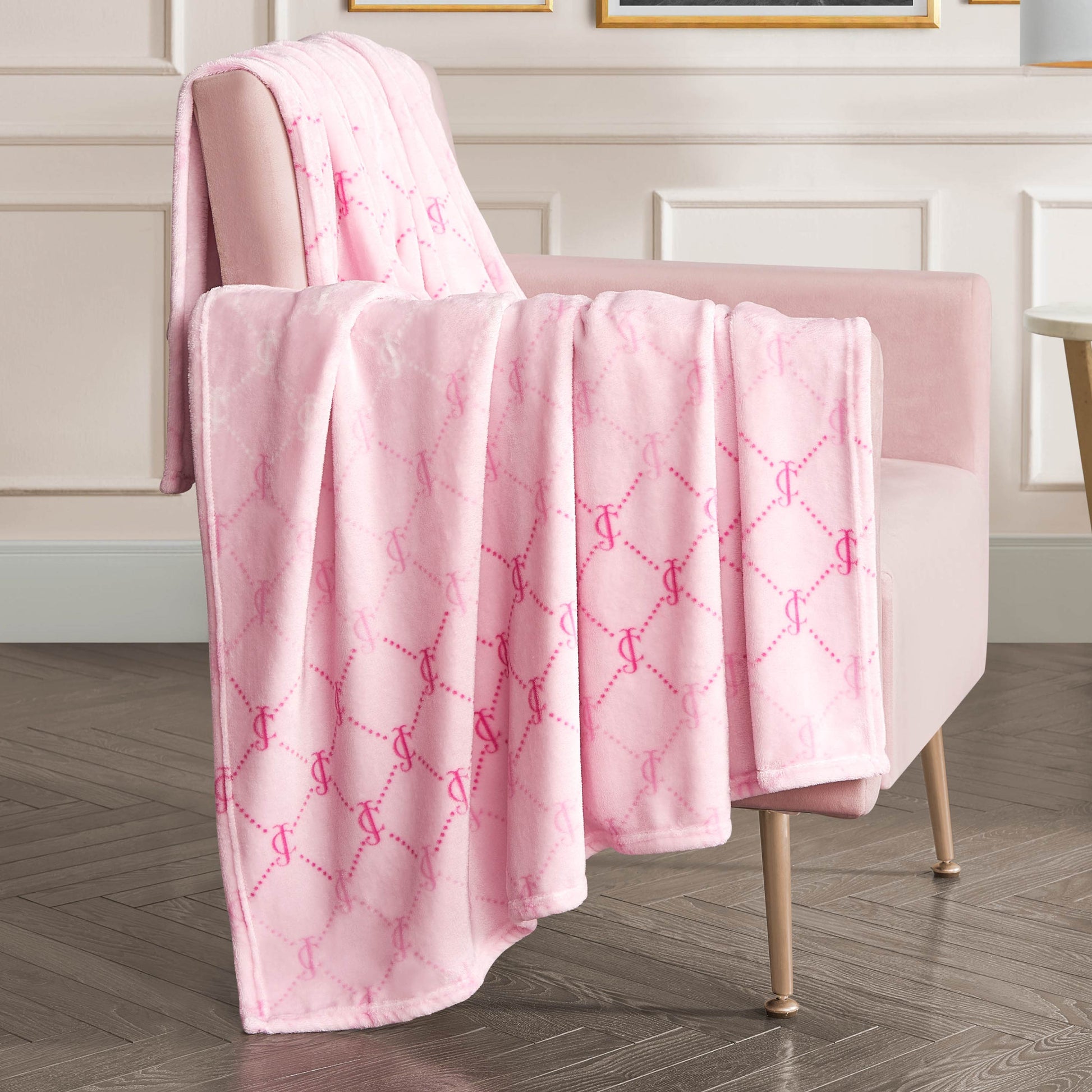 Plush Throw Blanket - Logo Diamonds Pink - Juicy Couture