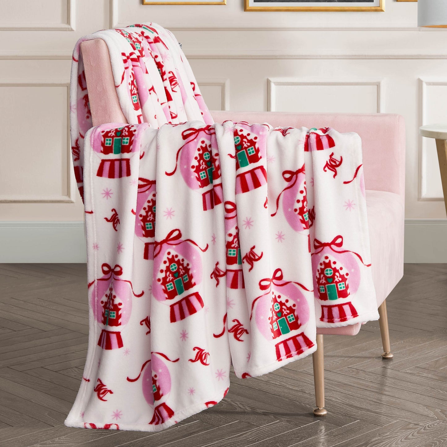 Plush Throw Blanket - Winter Snowglobe White - Juicy Couture