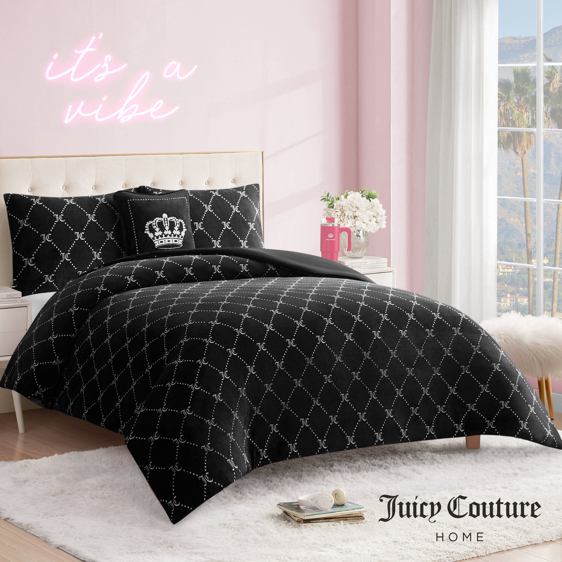 Plush Trellis Link Reversible Comforter Set - Black Trellis Link - Juicy Couture