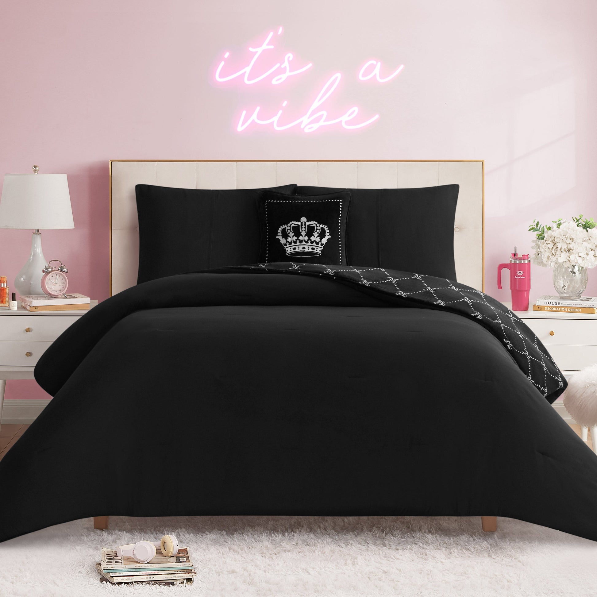 Plush Trellis Link Reversible Comforter Set - Black Trellis Link - Juicy Couture
