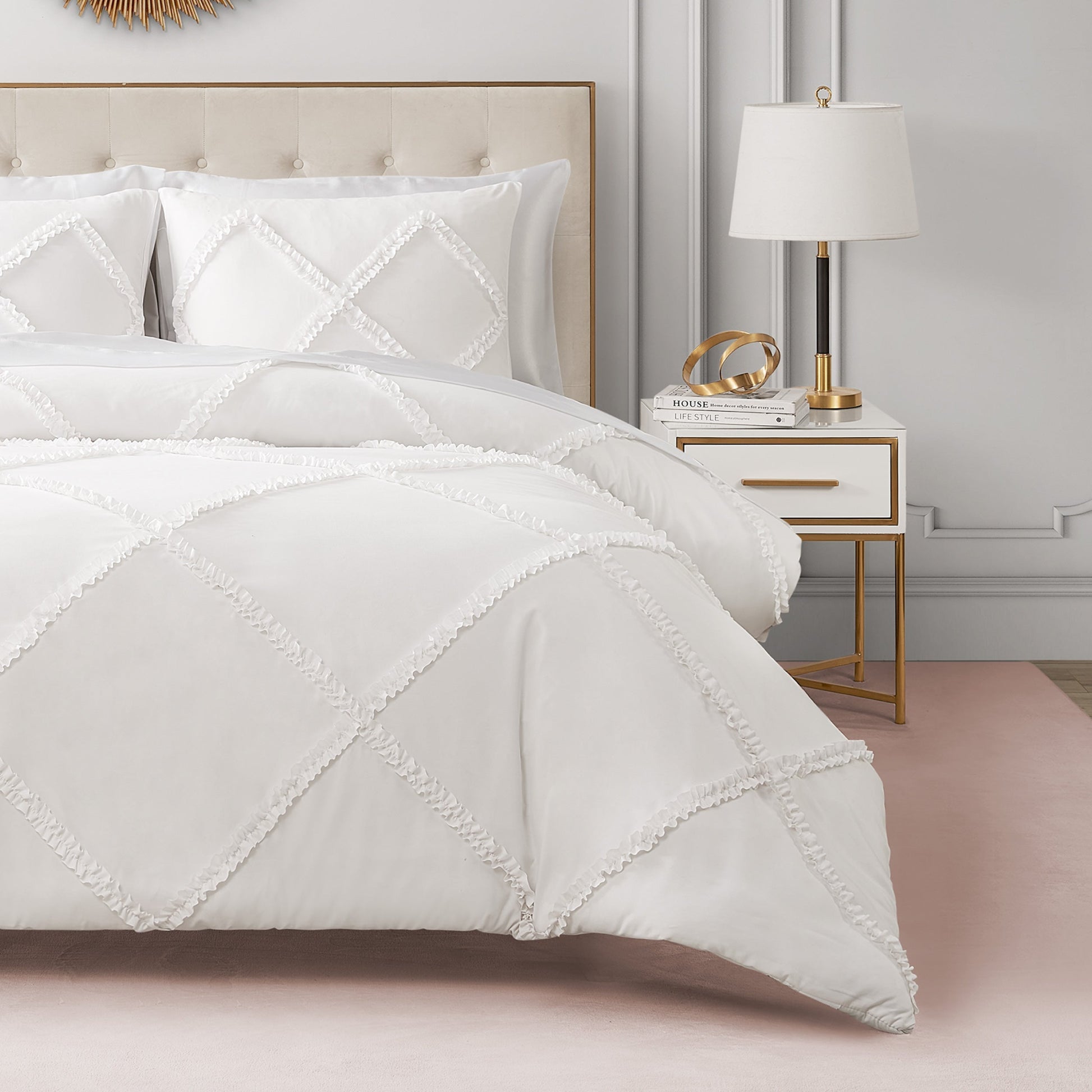 Diamond Ruffle Comforter Set - White - Juicy Couture
