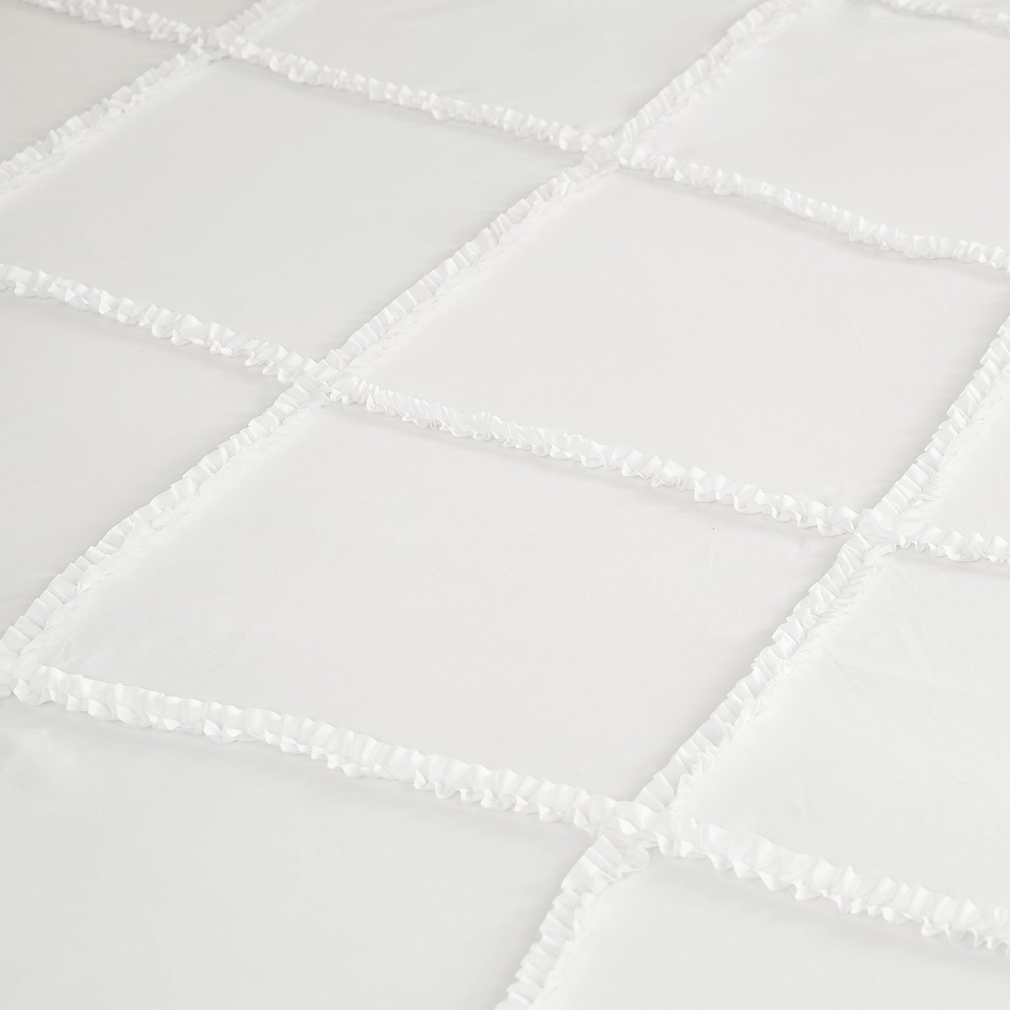Diamond Ruffle Comforter Set - White - Juicy Couture