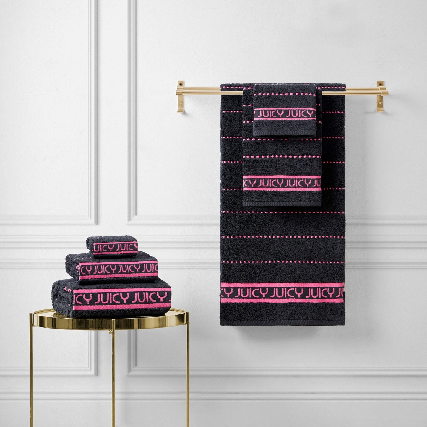 Plush Stripe Bath Towel Set - Black - Juicy Couture