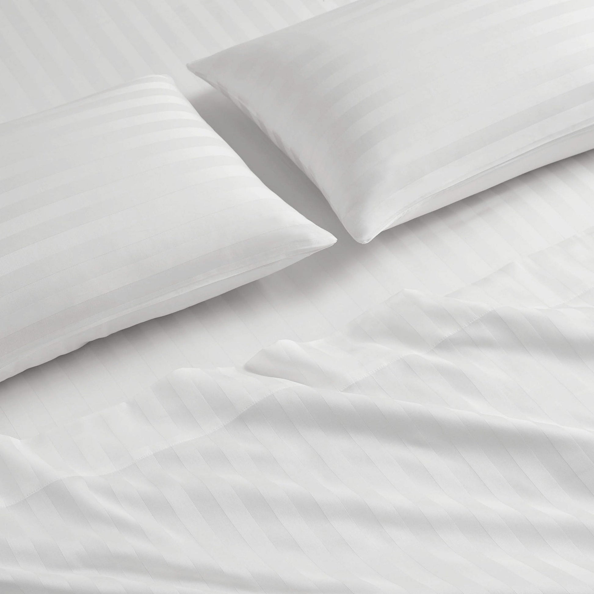 Royal Dreams Sheet Set - Brilliant White - Juicy Couture
