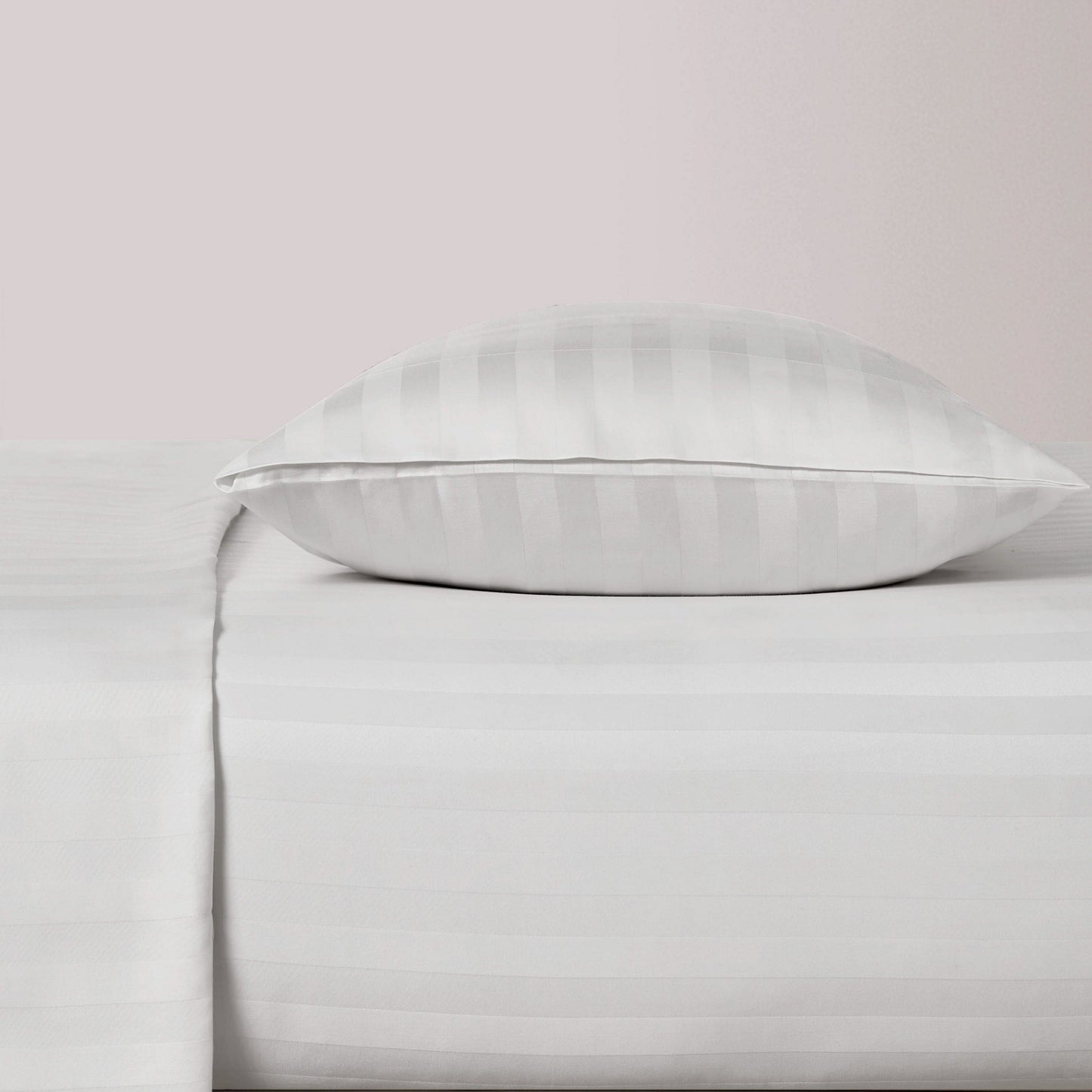 Royal Dreams Sheet Set - Brilliant White - Juicy Couture