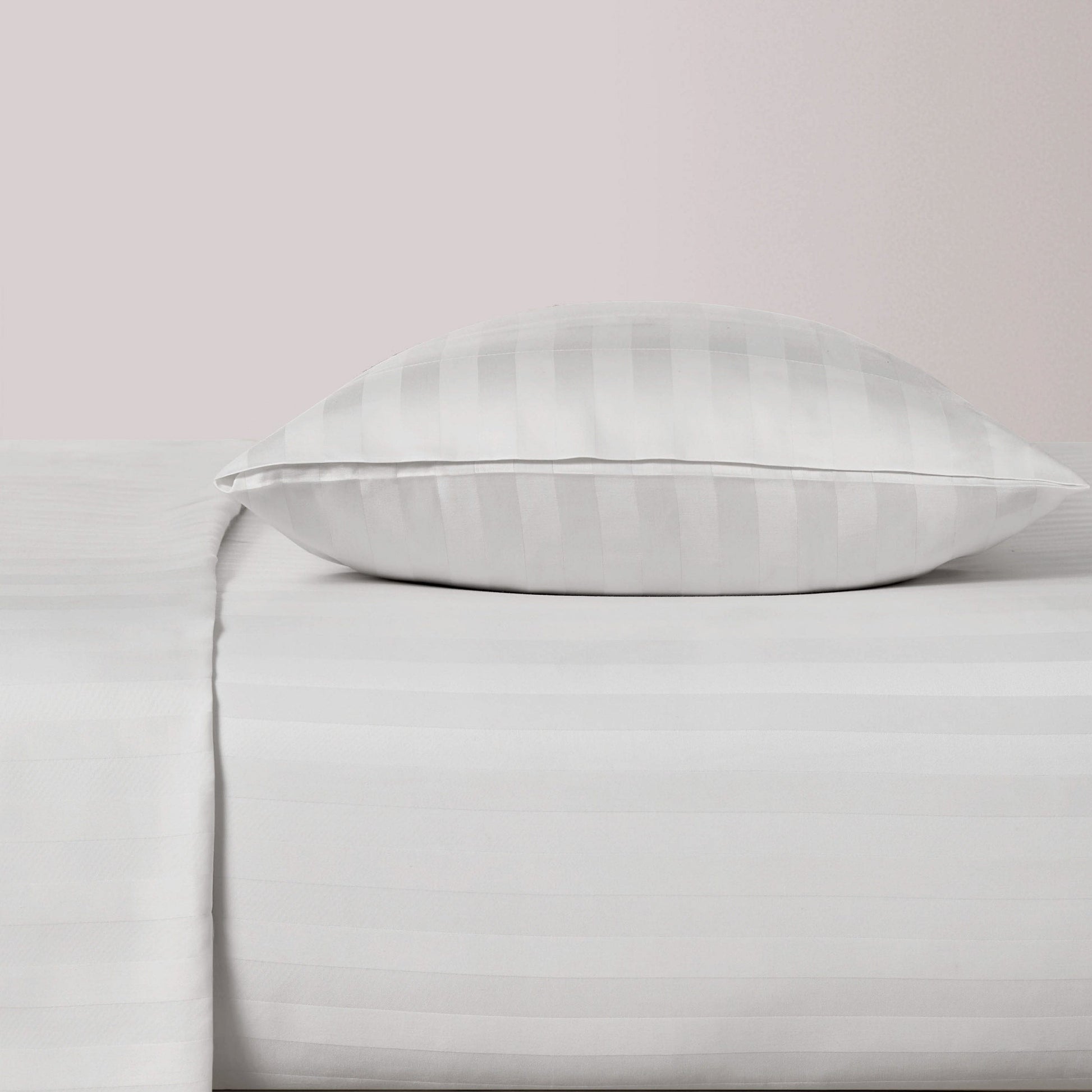 Royal Dreams Sheet Set - Brilliant White - Juicy Couture