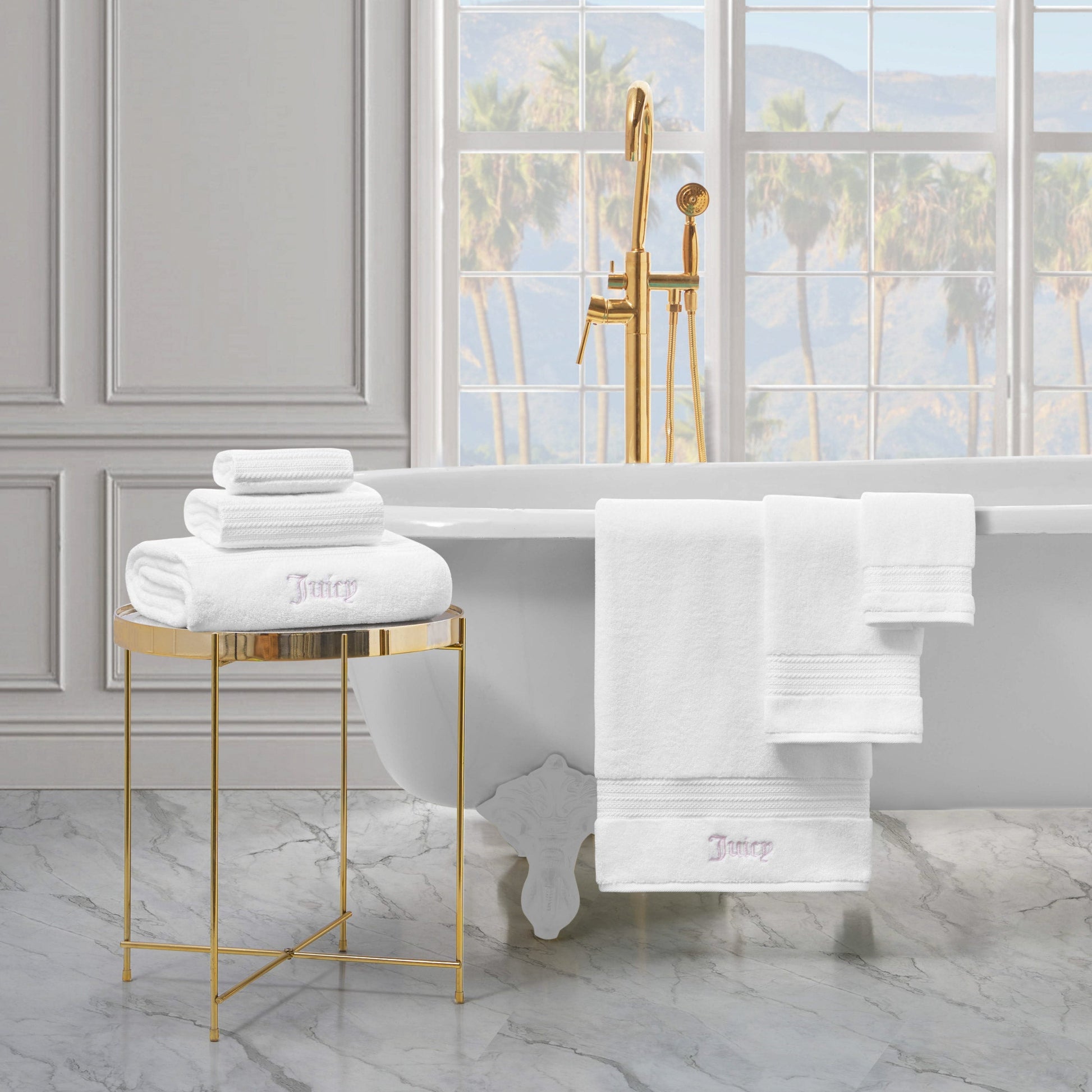 Alyssa Bath Towel Set - White - Juicy Couture