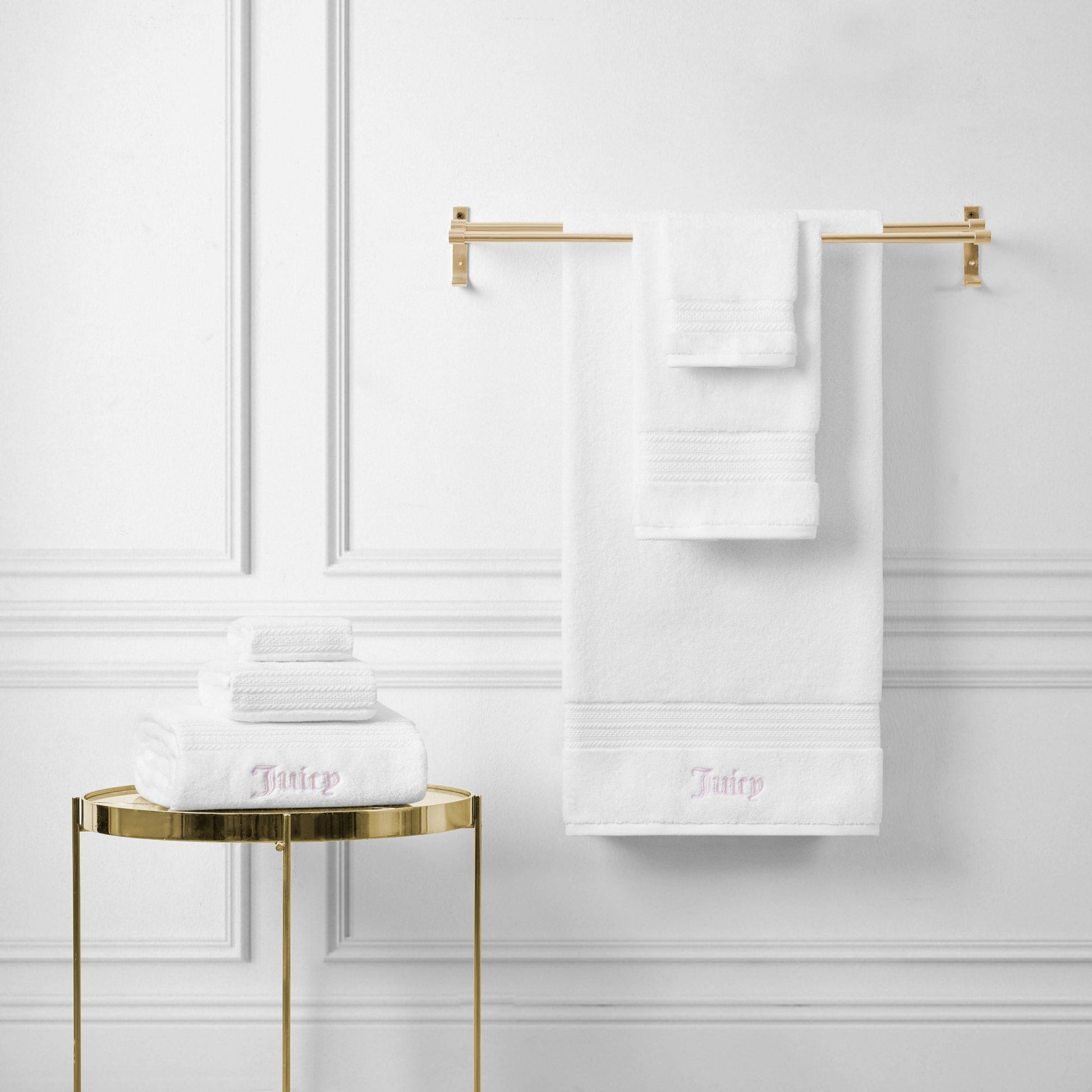 Alyssa Bath Towel Set - White - Juicy Couture
