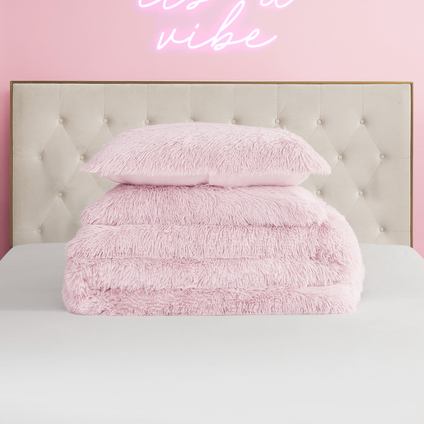 Shaggy Faux Fur Comforter Set - Pink - Juicy Couture