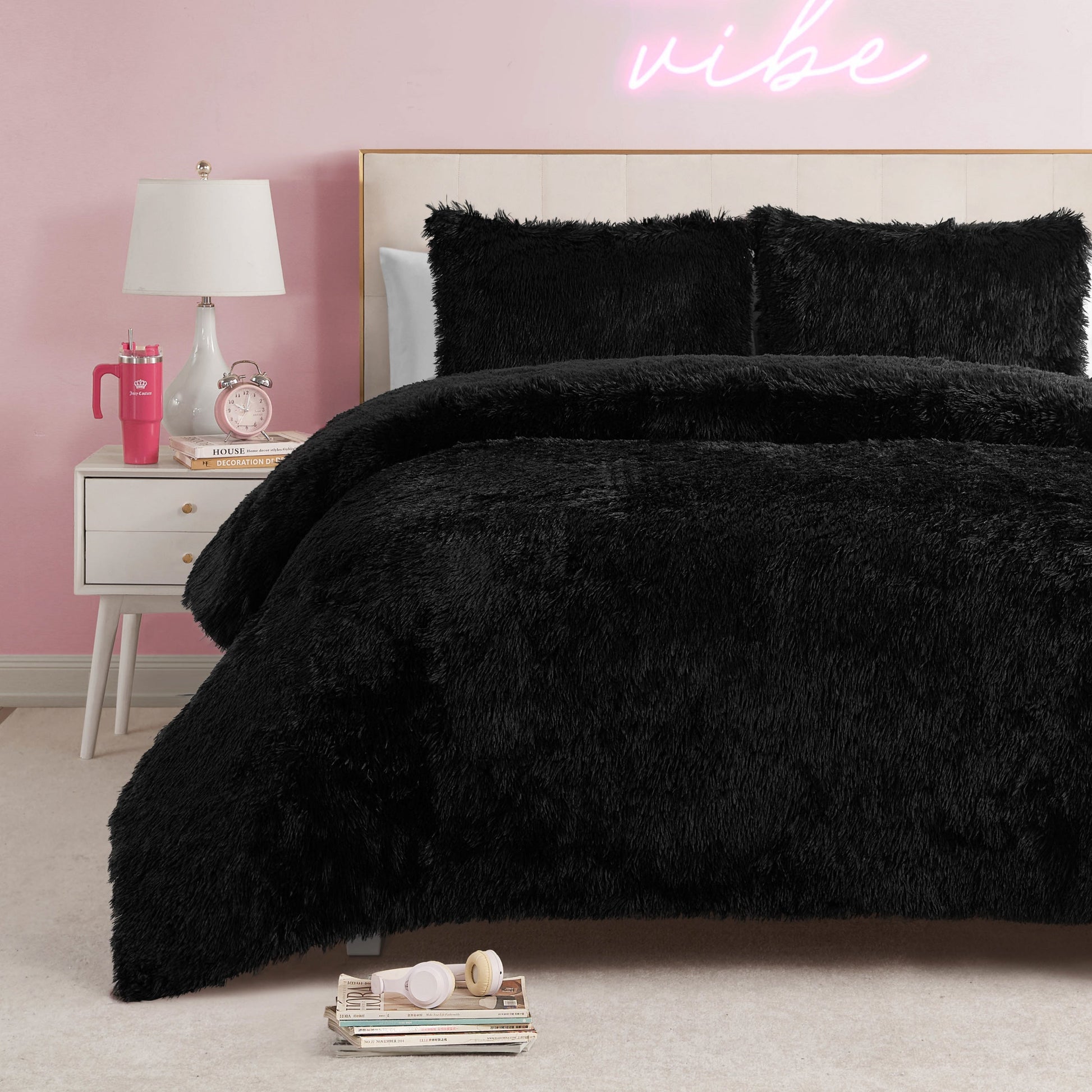 Shaggy Faux Fur Comforter Set - Black - Juicy Couture