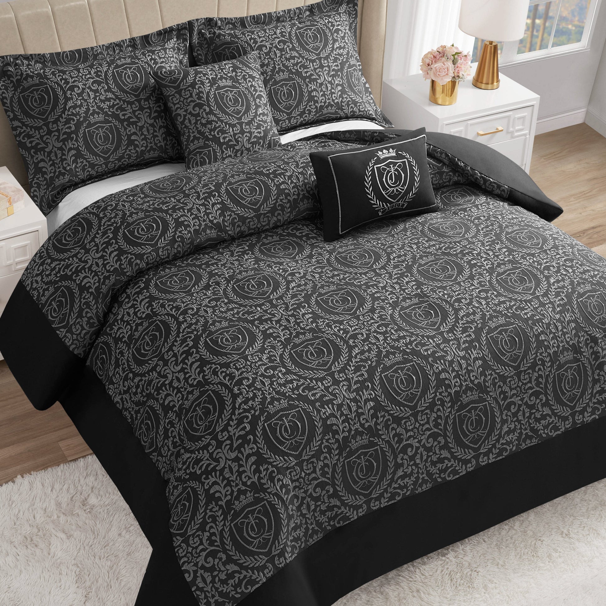Dovona Comforter Set - Black - Juicy Couture