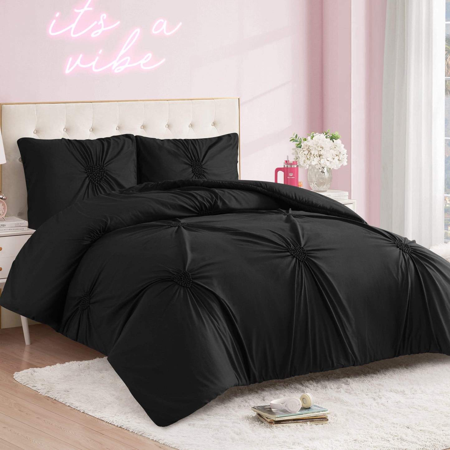 Amora Gathered Heart Comforter Set - Black - Juicy Couture