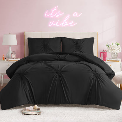 Amora Gathered Heart Comforter Set - Black - Juicy Couture