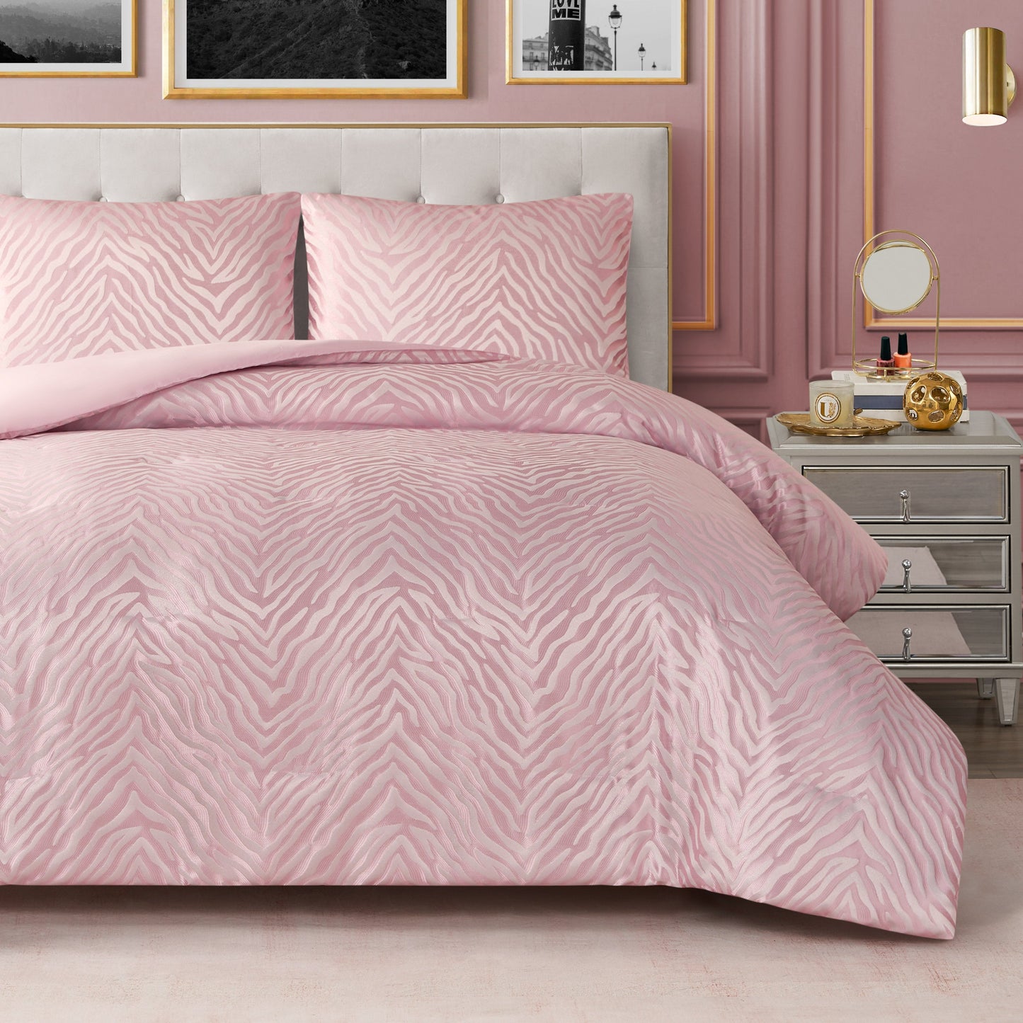 Sparkle Zebra Jacquard Comforter Set - Pink Marshmallow - Juicy Couture