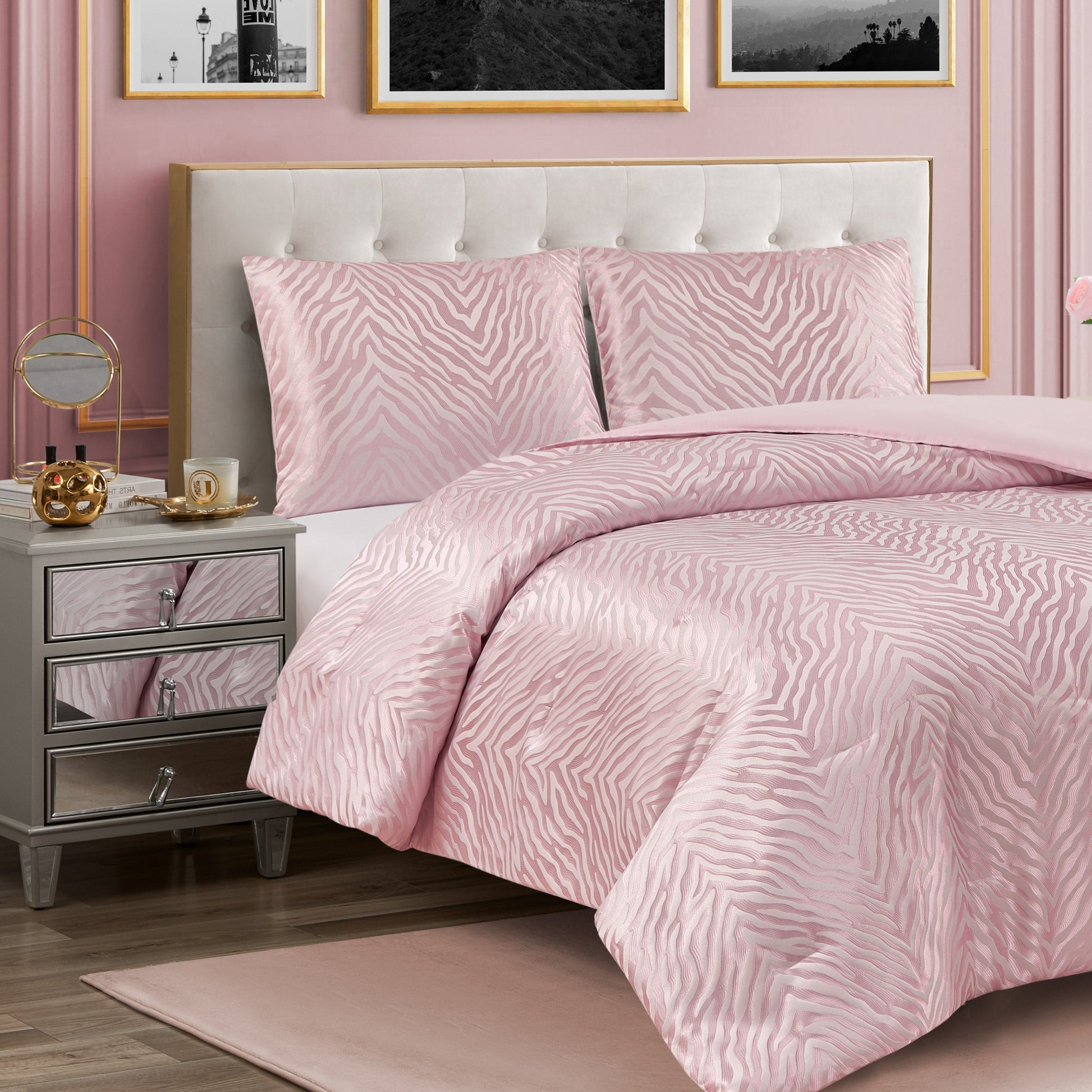 Sparkle Zebra Jacquard Comforter Set - Pink Marshmallow - Juicy Couture