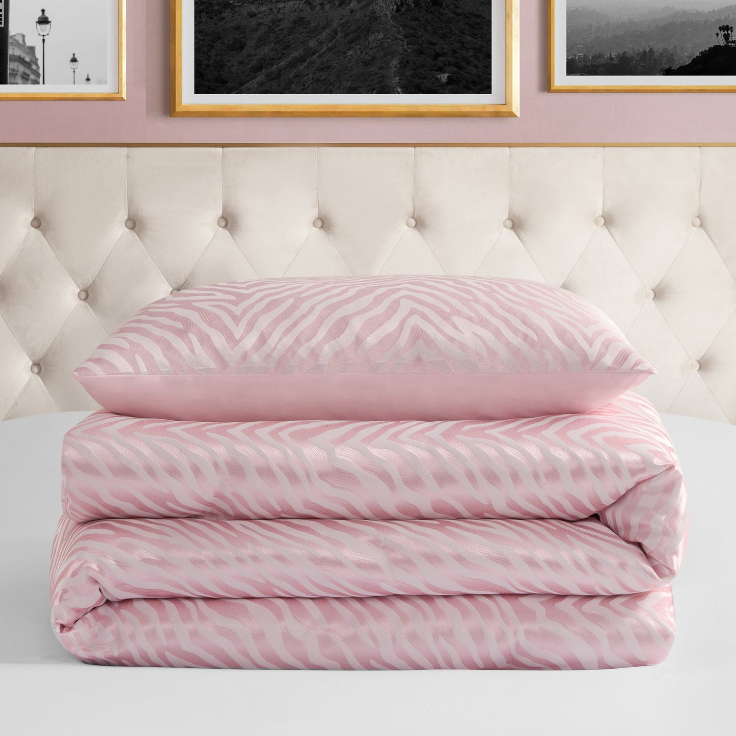 Sparkle Zebra Jacquard Comforter Set - Pink Marshmallow - Juicy Couture