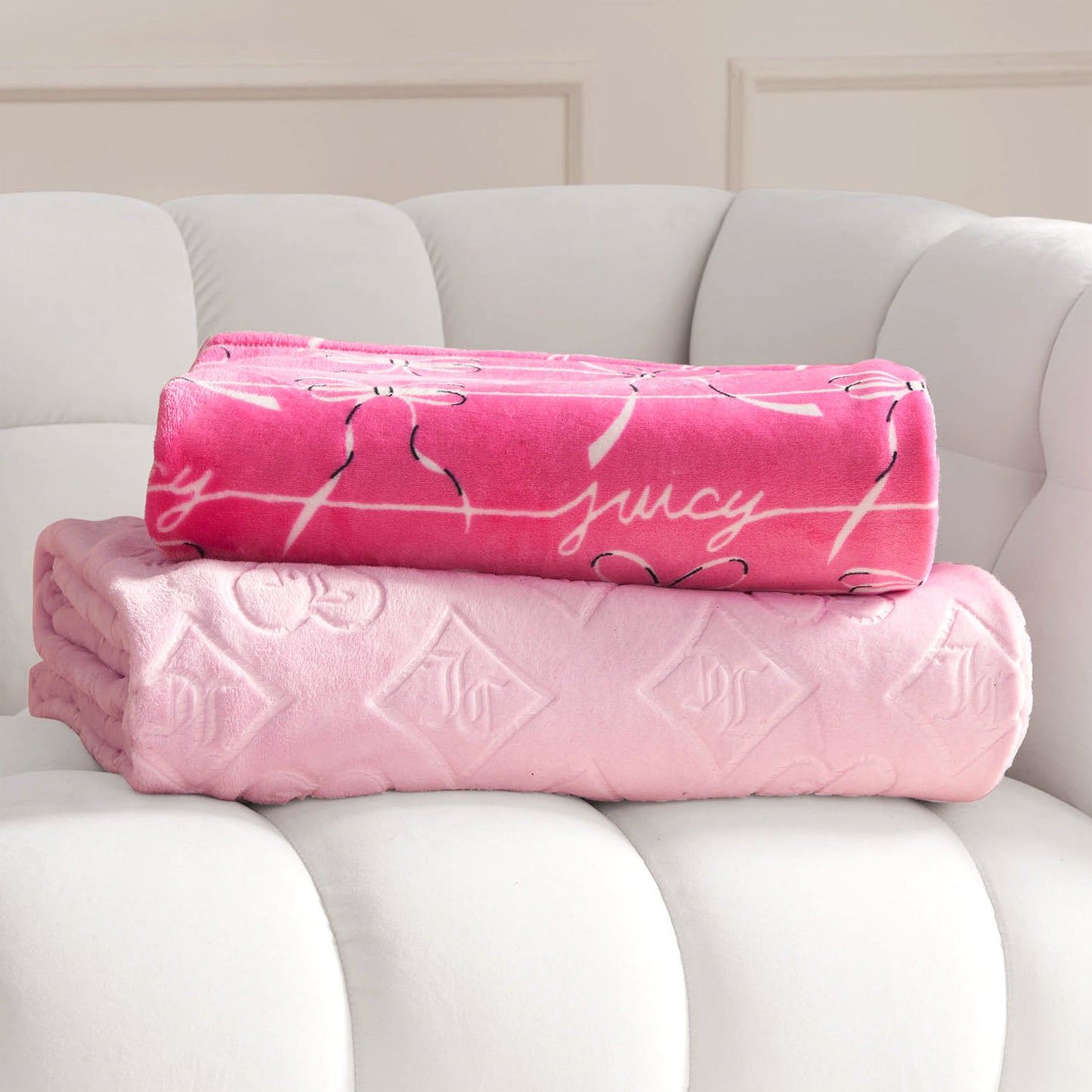 Plush 2-Piece Throw Blanket Set - Pink/Hot Pink - Juicy Couture