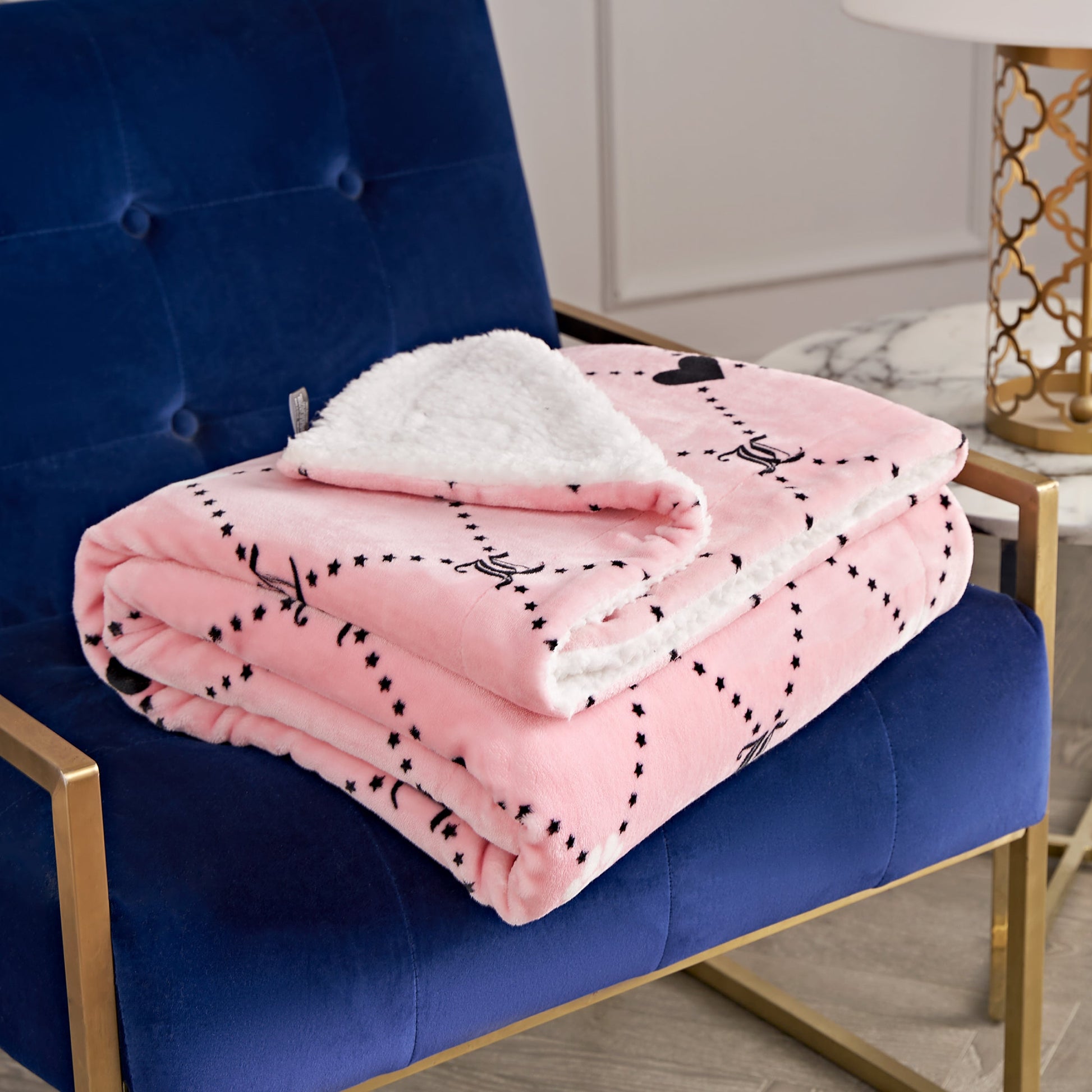 Pet Blanket & Pillow Set - Pink - Juicy Couture