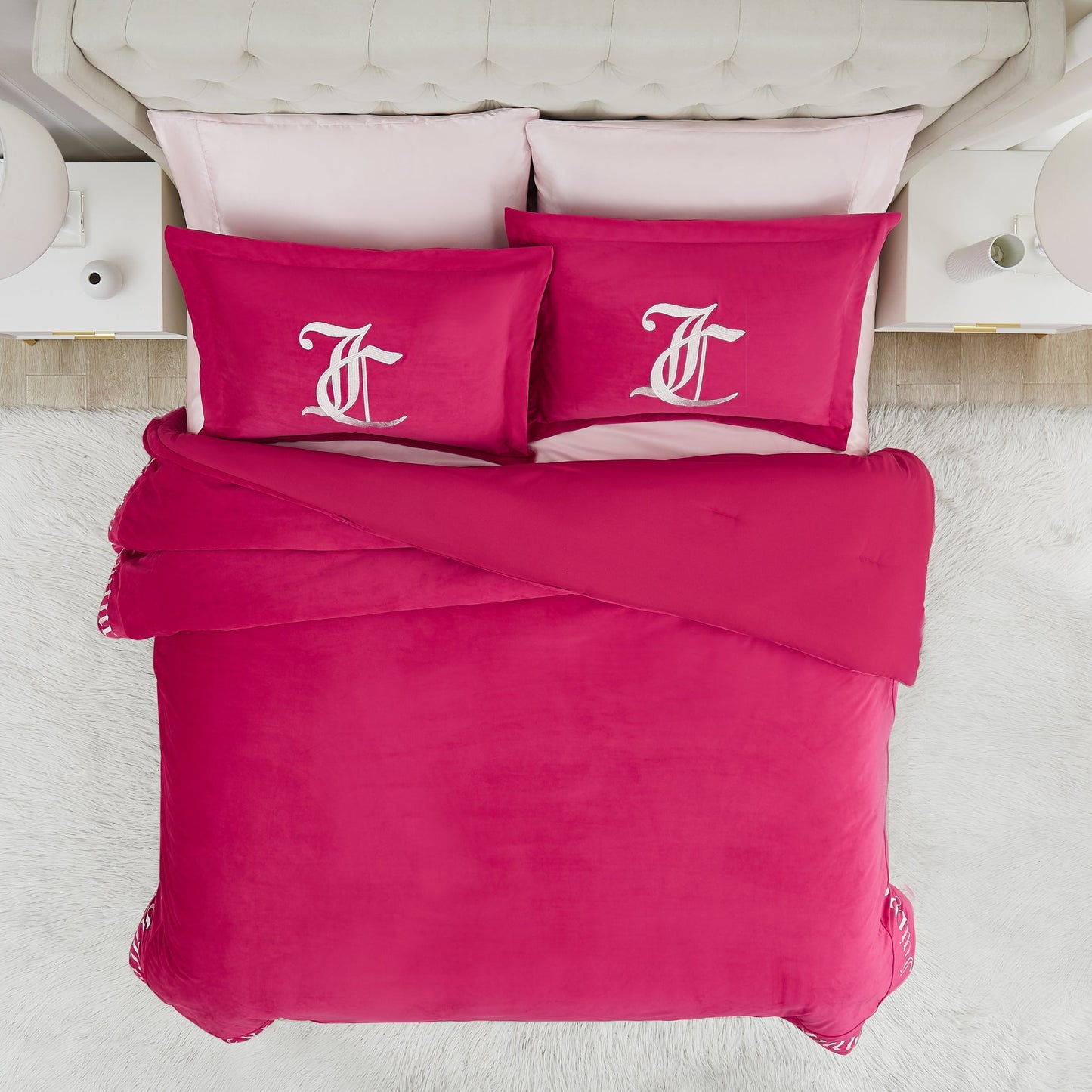 Gothic Comforter Set - Free Love - Juicy Couture